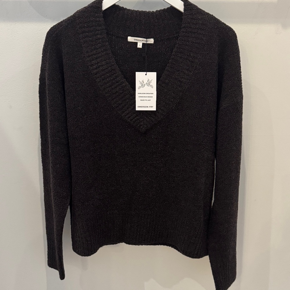 NWT Boxy V Neck Sweater Size Small - Picture 5 of 5